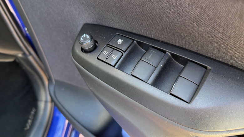 Toyota Yaris 1.5 Hybrid Icon 5dr CVT Hybrid Hatchback